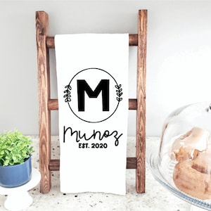 Personalized Kitchen Towel, Monogram Towel, Custom Tea Towel, Wedding Gift, Anniversary Gift, Engagement Gift Monogram Towel
