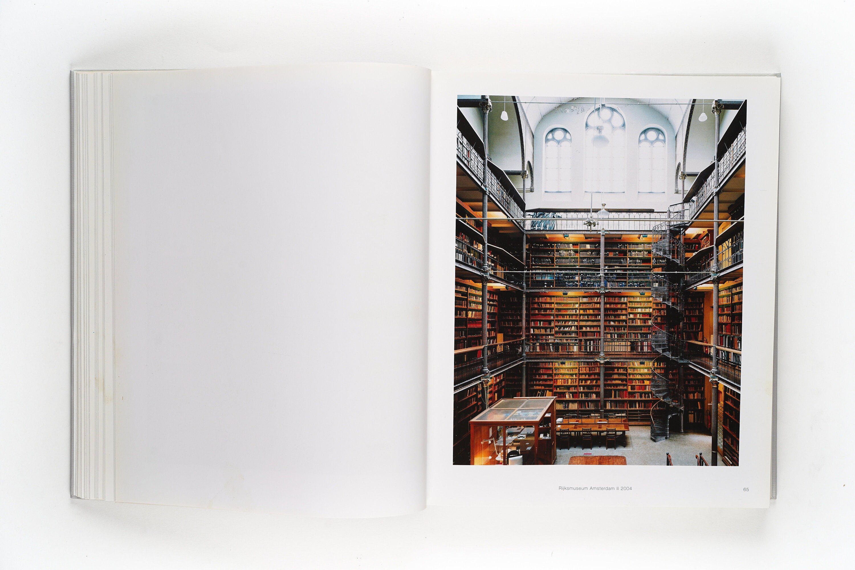 Libraries: Candida Höfer Essay by Umberto Eco Rare 2005 Edition - Etsy