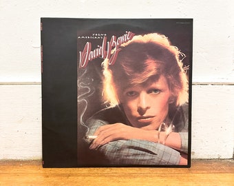 【盤質優良】デヴィッド・ボウイ　ヤング・アメリカン　国内盤レコードLP デヴィッド・ボウイ ヤング・アメリカンズ 1975 オリジナル ビニール