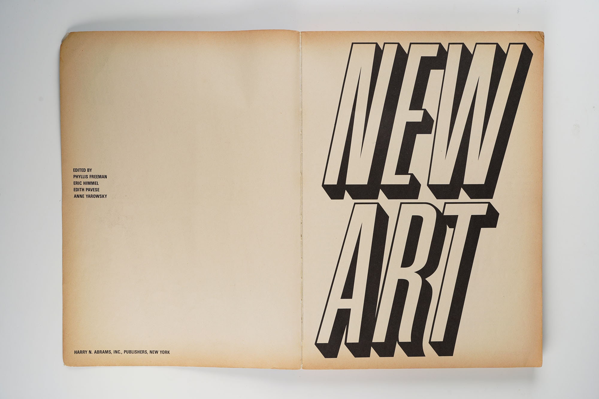 縮刷 新美術新聞 1971-1977 VOL.1 縮刷 新美術新聞 1971-1977 VOL.1（新版 pic1.jpg アート