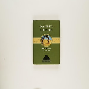 Robinson Crusoe by Daniel Defoe Rare 2001 Edition