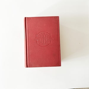 Les Oeuvres de Victor Hugo Edition Rare 1928