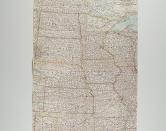 1961 North Central United States National Geographic Vintage Fold-Out Map