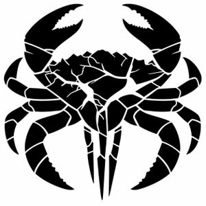 Peut inclure: Une illustration graphique en noir et blanc représentant un crabe. La carapace du crabe présente un motif dentelé et fissuré qui ressemble à une chaîne de montagnes ou à un terrain rocheux. Le design est symétrique avec deux grandes pinces.