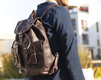 Gift Ideas: Large Retro Backpack / Laptop Backpack, for women and men, Size L, Nappa Leather, 560 Brown