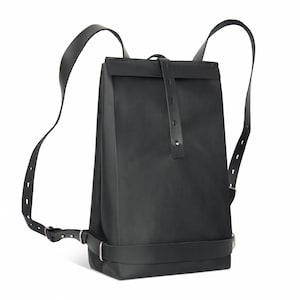 Rolltop backpack / large backpack / backpack bag made of real leather / black or brown / model ja-640-crf