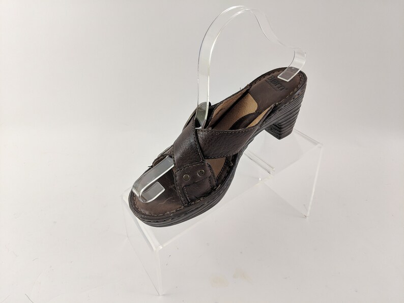 born leather sandals