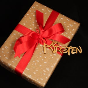 Geschenkanhänger, Namensschriftzug personalisiert Lettering Gastgeschenk, Produktion und Versand aus Deutschland