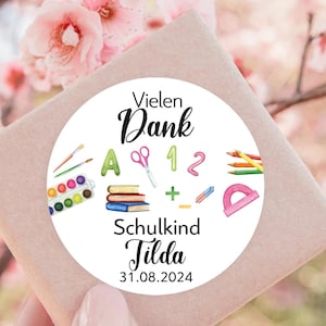 24 adesivi personalizzati grazie nome bambino scuola data adesivo 4 cm regalo ospite ingresso scuola regalo ritorno a scuola omaggio grazie rosa