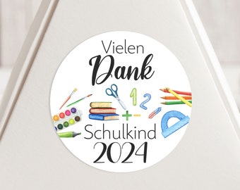 24 Sticker Schulkind 2024, Vielen Dank, Schulanfang, Schuleingang Aufkleber 4cm Geschenk für Geschenkanhänger + Name Gastgeschenk Schuki