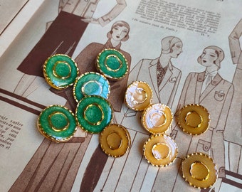 5 Boutons, bouton vert, bouton doré, bouton beige, bouton veste, bouton manteau, bouton vintage, bouton beige vintage, bouton vert émeraude