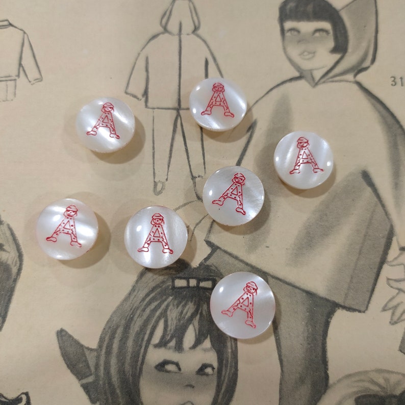10 Buttons. Letter Buttons. Children's Buttons. Buttons With the Letter ...