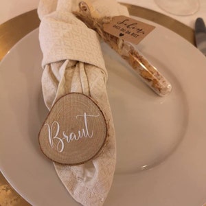 Platzkarten Holz Hochzeit – Namensschilder aus Holz – personalisierte Tischkarte & Gastgeschenk – Boho und natürliche Hochzeitsdeko