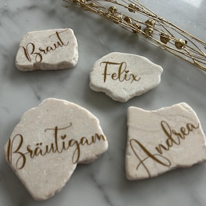 Platzkarte Hochzeit Marmor – Namensschild aus Marmorstein – individuelle Sitzkarte & Gastgeschenk – Boho Tischdeko Hochzeit