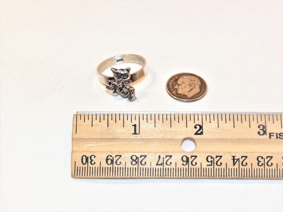 Sterling Silver Cat Ring, Playing with Yarn, Size… - image 3