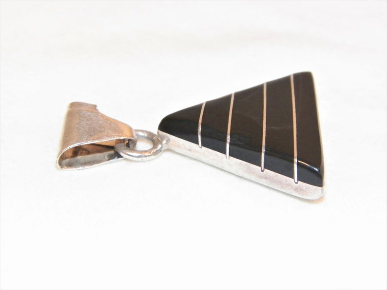 Sterling Silver Black Onyx Pendant Older Zuni Native American Looking Pendant Nice Piece Solid 925 Real Black Onyx Pendant