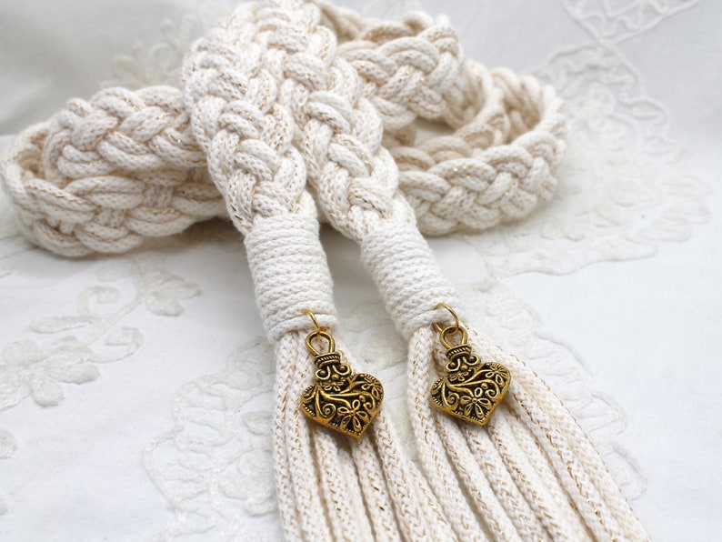 Cordón de abrochado Corbata dorada Marfil discreto con un toque de oro metálico Cuerda de boda con elección de colgantes Celta tradicional imagen 9