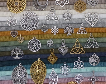 "Handfasting Cord Anhänger - Silber oder Gold Ton - Upgrade ""Umarmende Schnüre""."