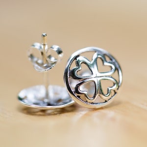 SUVANI 925 Sterling Silver Tiny Little Lucky Four Leaf Clover Heart Shaped Post Stud Earrings 10 mm