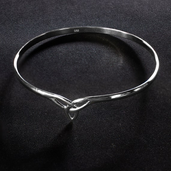 SUVANI Sterling Silver Open Triquetra Trinity Triangle Celtic Knot