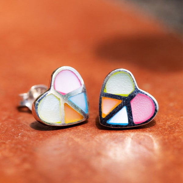 SUVANI Sterling Silver Multi-Colored Mother of Pearl Peace and Love Heart 10 mm Post Stud Earrings