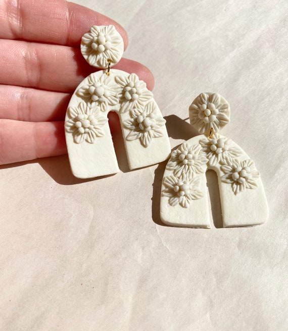 Ivory Floral Arch Earrings, Bride Earrings, Bridesmaid Earrings