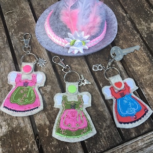 ITH Dirndl keychain/bag pendant