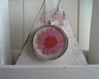 Flower necklace, blossom, real, cord, cabochon pendant, dried, natural, flower chain, resin, unique, simple, discreet, transparent, boho