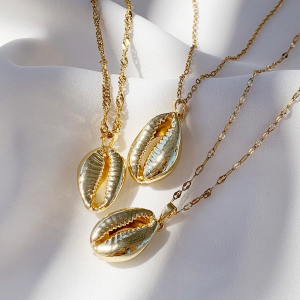 Real Sea Shell Necklace / Cowrie Shell Necklace / Puka Shell Necklace / 24K Gold Dipped Cowrie / Dainty Gold Necklace / Layering Necklace