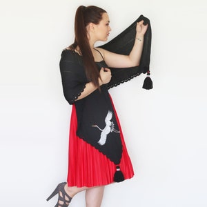 Gebreide omslagdoek met Crane Bird zwarte omslagdoek zwarte omslag gebreide cover-up Bolero schouderophalend zwart schouderwarmer bruidsmeisje gebreide cape zomer poncho