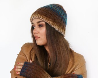 Knitted SET Brown Beanie and Fingerless Gloves Knit Brown Beige Blue Winter SET Hat Chunky Beanie and Gloves Christmas Gift for Vegans