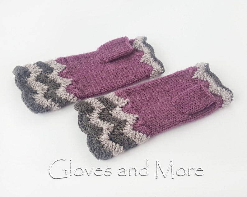 Fingerless gloves, Knitted and Crocheted Gloves, Fingerless Hand Warmers, Wrist Warmers, Mauve Gloves, Christmas gift, Gift for Woman imagem 6