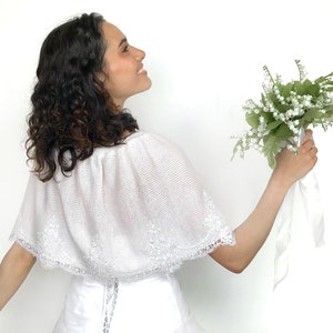 Hochzeits Bolero, weißer Poncho, gestricktes Cape, Braut-Überwurf, Brautcape, Brautjungfer Stola, Hochzeits-Wrap, weiße Spitze-Hochzeits-Wrap