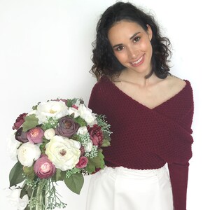 Brautpullover aus Merinowolle, bordeauxfarbener Brautpullover, Hochzeit Shrug, Hochzeit Bolero, gestrickter Schal mit Ärmeln für Winterhochzeit Bild 7