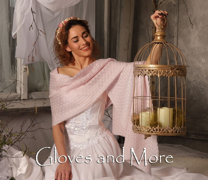 Knitted Bridal Shawl, Wedding Wrap Stole for Bridesmaids, Shoulder Cover Up, Blush pink image 4