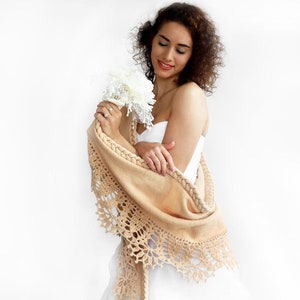 Brautjungfer Schal creme, Brautjungfer Schal gehäkelt, Hochzeit Bolero, bernsteinfarben gehäkelt, Hochzeits Bolero, beiges Cape, auch in Übergrößen
