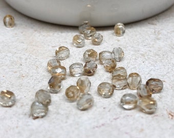 100 St. Böhmische Glasschliffperlen 3mm, Crystal/Beige, geschliffene Glasperlen Beige