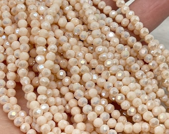 Kristallperlen 4mm, 120 St., facettierte Perlen, Beige Opak Nr. B02