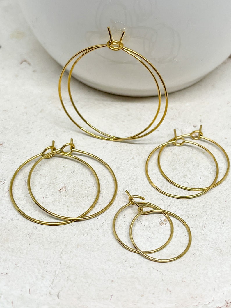 IP ion coating 6 pieces stainless steel hoop earrings, 3 pairs of hoop earrings 316L stainless steel gold-colored image 1