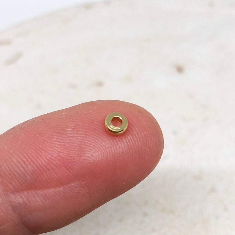 30 St. Spacer Perle Vergoldet, Vergoldete Messing Perlen, DIY 4mm x 2mm