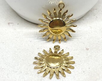 Ion-coated 304 stainless steel sun pendant, sun disc charm pendant