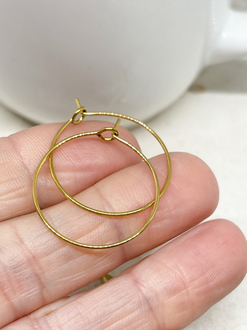 IP ion coating, 6 stainless steel hoop earrings, 3 pairs of hoop earrings, stainless steel 316L, gold-colored 25mm