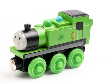 MOLLY THOMAS THE TANK ENGINE & FRIENDS WOODEN TRAIN MAGNETIC BRIO COMPATIBLE 