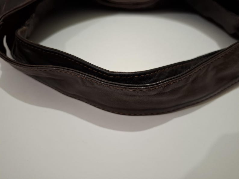 Vintage Valentino Garavani Hobo Brown Handbag with Bow image 10