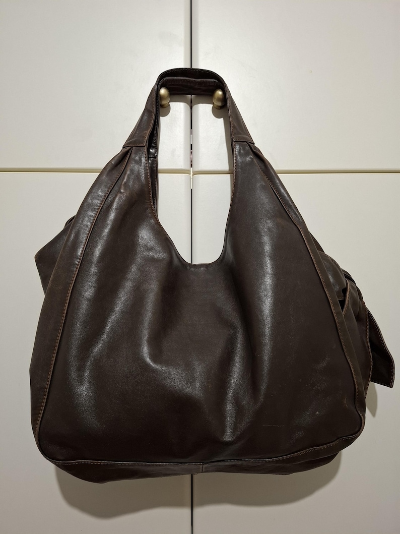 Vintage Valentino Garavani Hobo Brown Handbag with Bow image 2