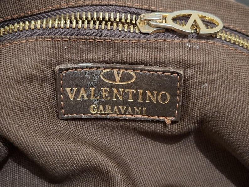 Vintage Valentino Garavani Hobo Brown Handbag with Bow image 5