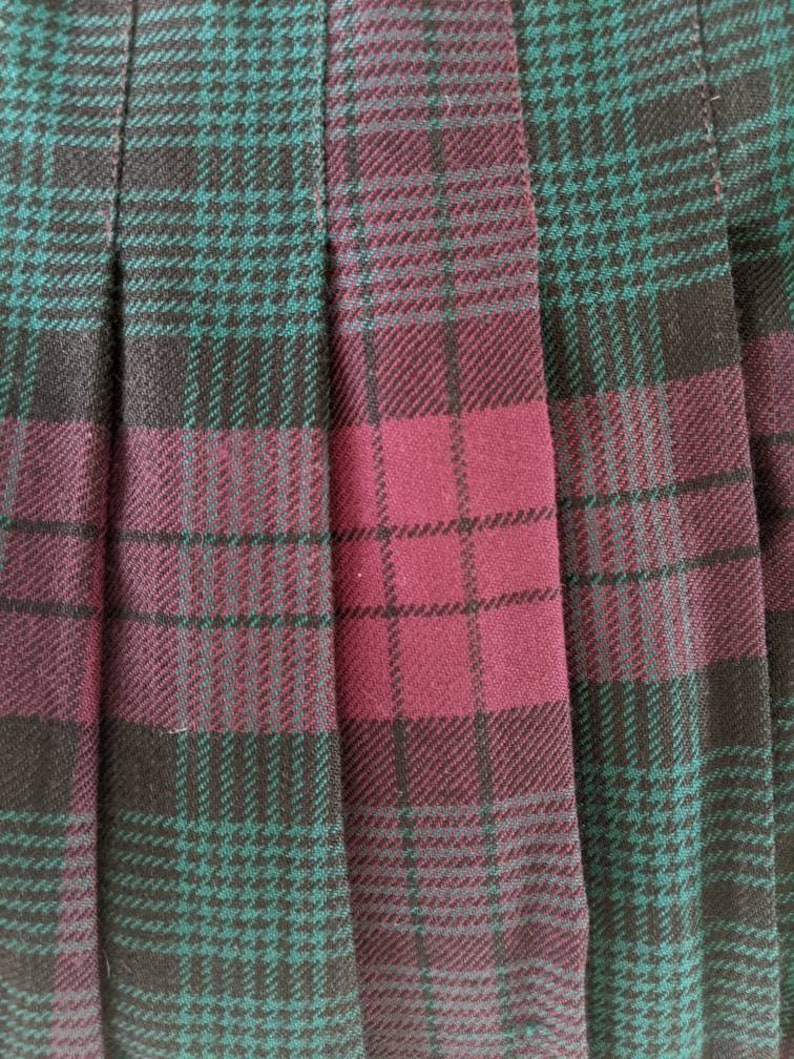 Size 6 Plaid Wool Al Jean Skirt