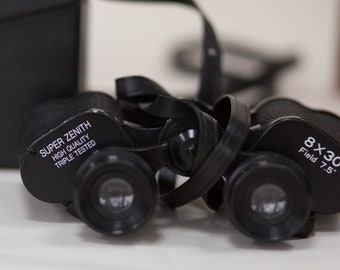 Vintage Super Zenith 21217 Binoculars. 8 x 30. Field Glasses.  Black Case.  Racing. General Long Distance. Vintage C1970s