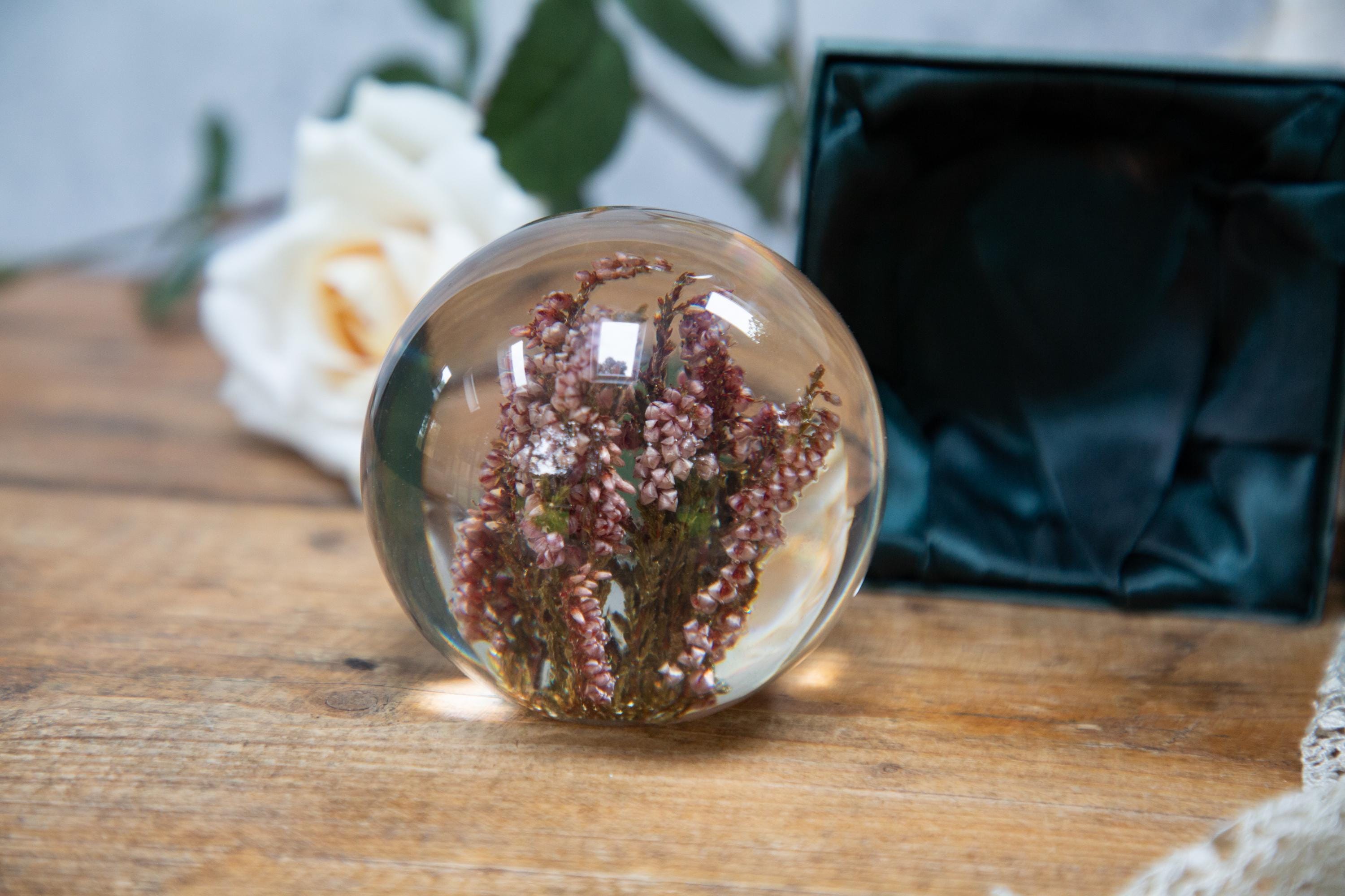 アンティーク雑貨 90s VINTAGE HAFOD GRANGE PAPERWEIGHTS L VINTAGE HAFOD GRANGE PAPERWEIGHT, WITH FLOWER INSIDE, GREAT