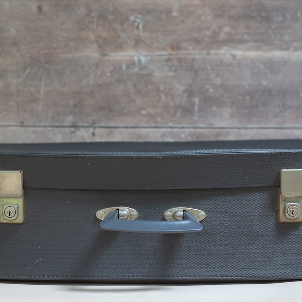Vintage Antler Suitcase. Retro Case. Foxcroft. Charcoal Grey Black. Luggage. Under Bed Storage. Useable. Aged. 1960s.